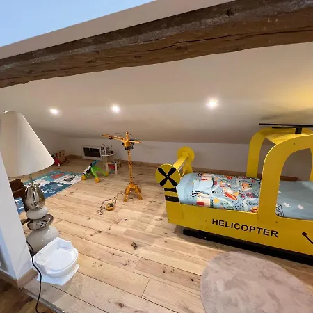 Jolie Maison En Pierre Esprit Avec Jacuzzi Holiday home *